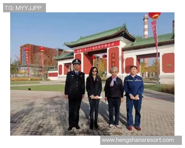 羽毛球场上的追梦旅程:陈强的坚持与成长故事